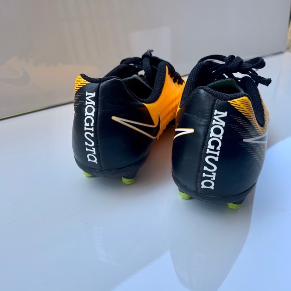 ‼️SOLD‼️✨3/$20 Nike Soccer Cleat Shoes - Picture 3 of 7